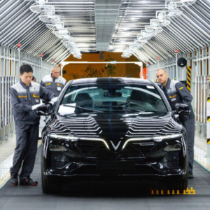 Many Facebooker accounts locked due to „touching“ Vingroup