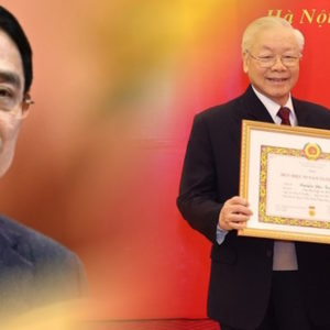 Huy hiệu cho “chủ lò”, „Trò mèo“ của “Đảng ta”