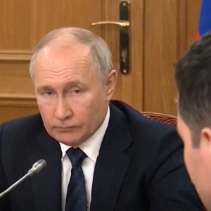 Heusgen: „Putin nghĩ chúng tôi là kẻ yếu đuối“