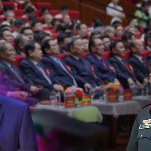 Quyền lực vô biên, vì sao Tô Lâm không dễ sắp đặt cho Tô Long?