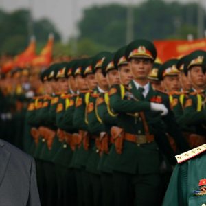 VN đổi quân phục theo Quân đội TQ: Tinh thần độc lập tự chủ còn đâu?