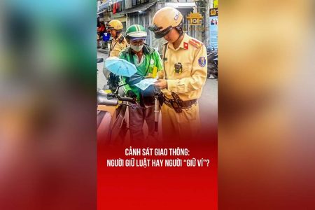 នគរបាលចរាចរណ៍៖ អ្នកការពារច្បាប់ ឬអ្នក “ការពារកាបូបលុយ”?