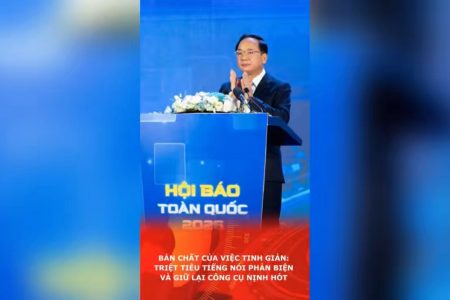 Bản chất của việc tinh giản: Triệt tiêu tiếng nói phản biện và giữ lại công cụ nịnh hót